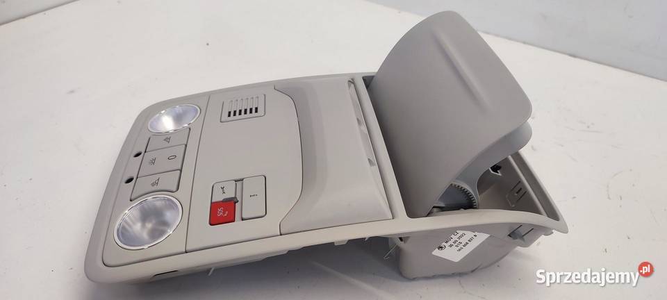 SKODA KAROQ LAMPKA KABINY WNĘTRZA 5E0867489B sprzedam