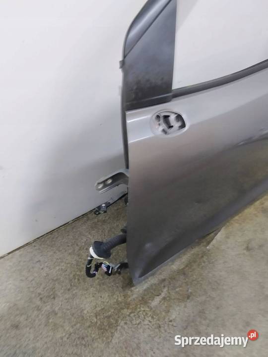 DRZWI LEWE PRZÓD SZARE Suzuki Baleno II 20152022 Rok produkcji 2019 sprzedam