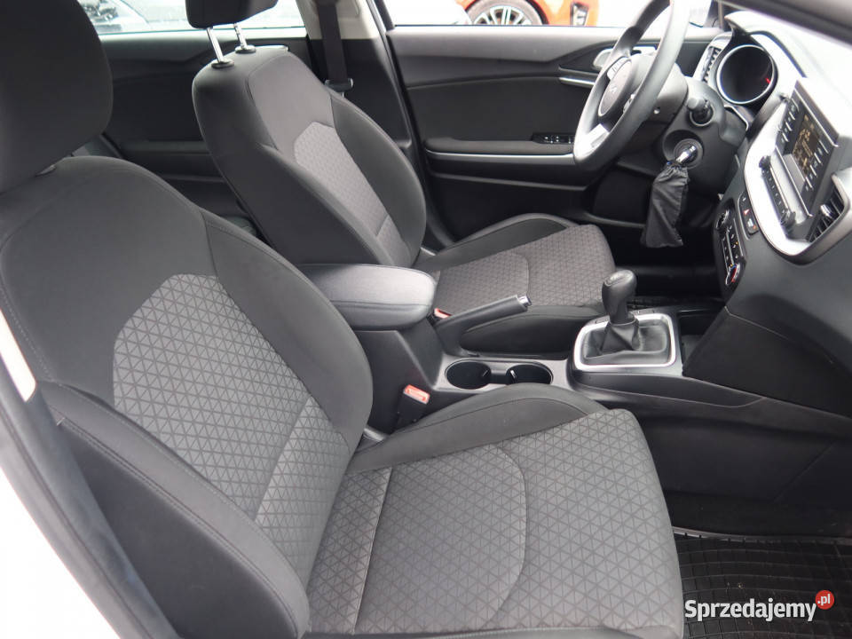 Kia Ceed 10 TGDI