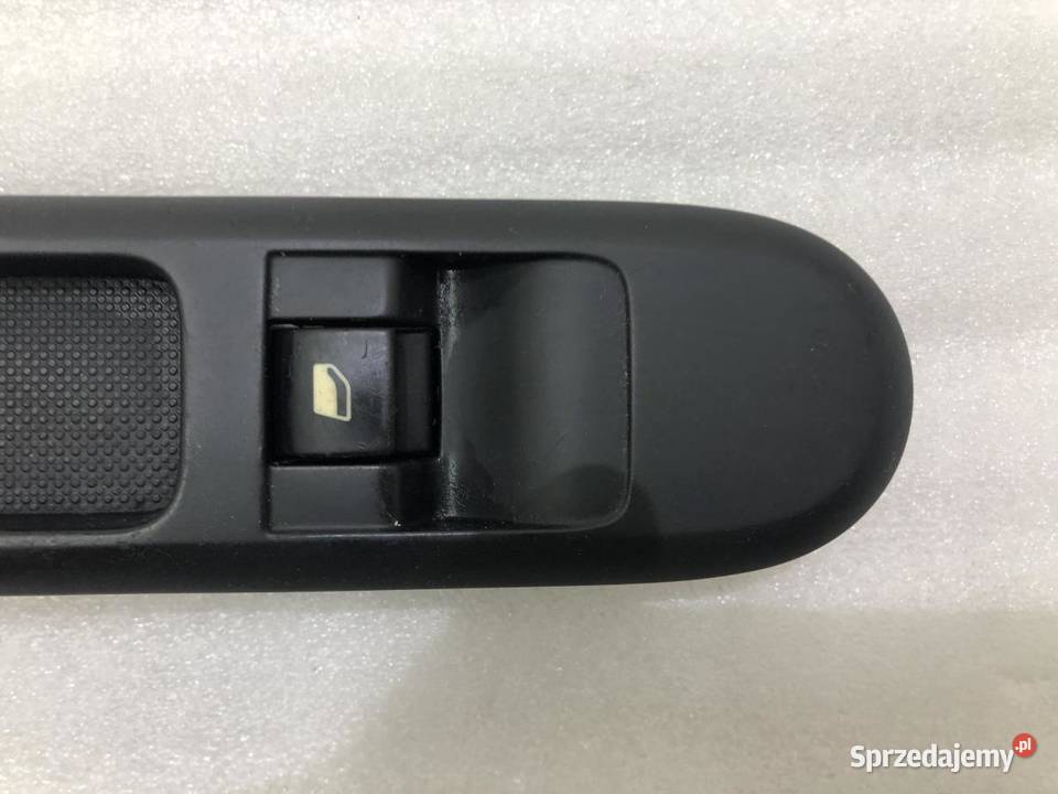 PRZEŁĄCZNIK SZYBY LEWY 96650618ZD PEUGEOT 5008