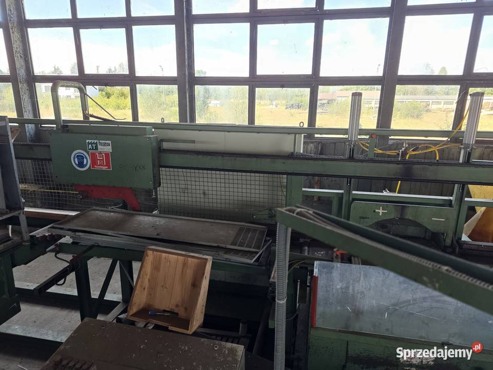 HUNDEGGER P10 Automatyczne Centrum Ciesielskie Karsin