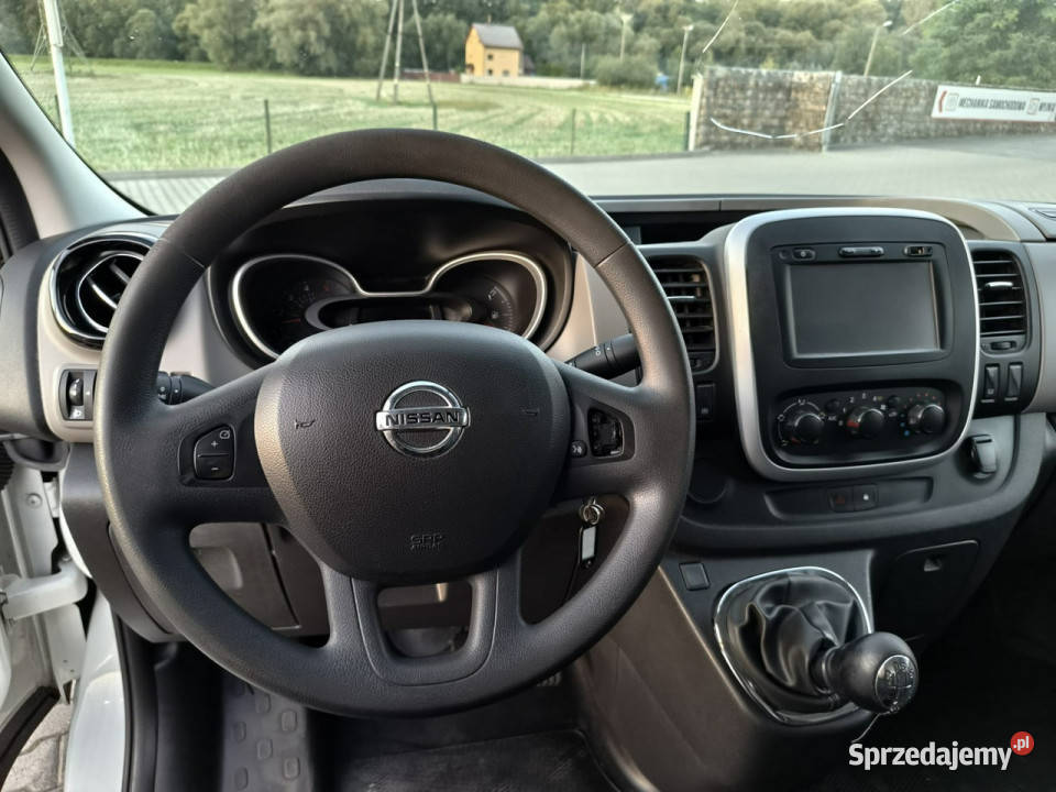 Nissan NV300 16 diesel 125 6biegów mały przebieg Kęty