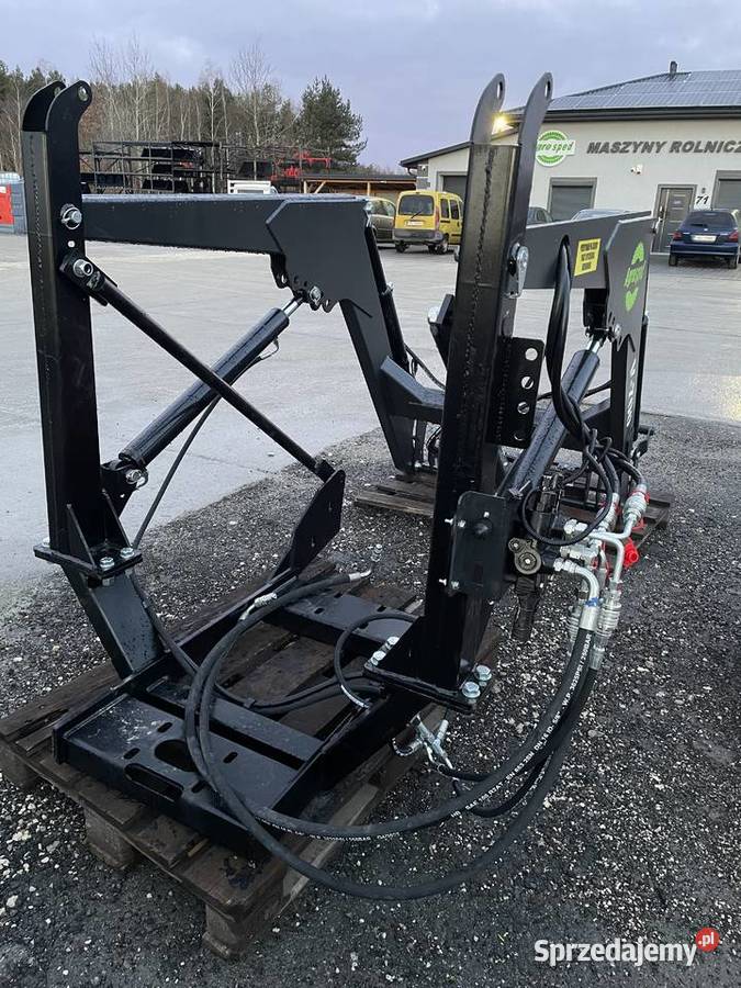23 Ładowacz czołowy Agrosped V700 URSUS ZETOR MF Nowy Sącz