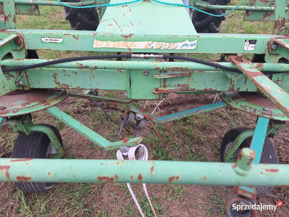 Przetrząsarka STOLL 2585 wałek WOM w komplecie Zgrabiarki i przetrząsacze Szlachcin