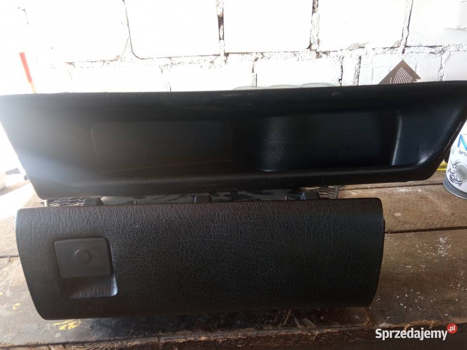 Schowki passat b4 powiekszony