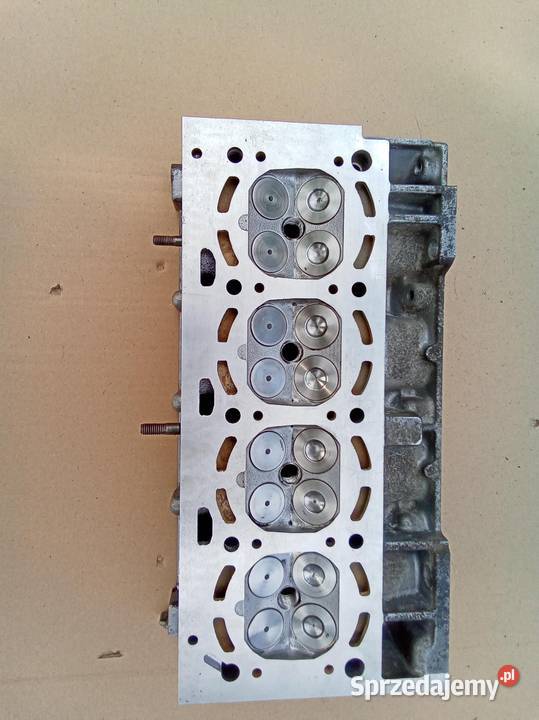 Głowica silnika skoda VW golf seat 14 16V Głowno