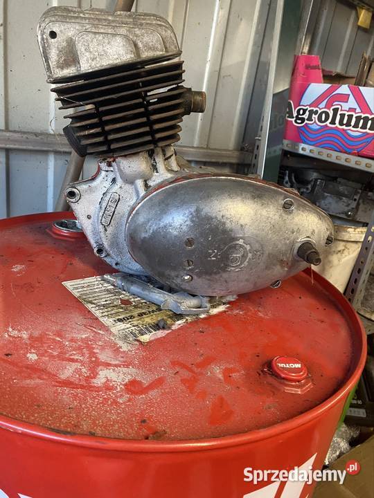 Wsk 125 silnik