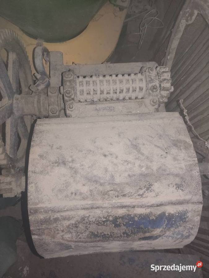 Sprzedam parnik i sieczkarnie