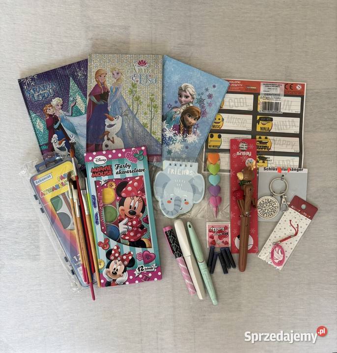 Duży zestaw szkolny dziewczynki Frozen Minnie Kamionek