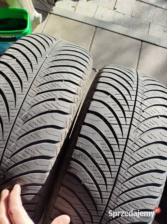 2x opony 215x60x16 95V całoroczne GoodYear całoroczne Ostrołęka sprzedam
