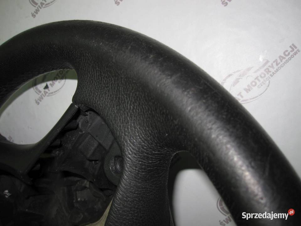 BMW F20 17r kierownica skórzana 62558150E