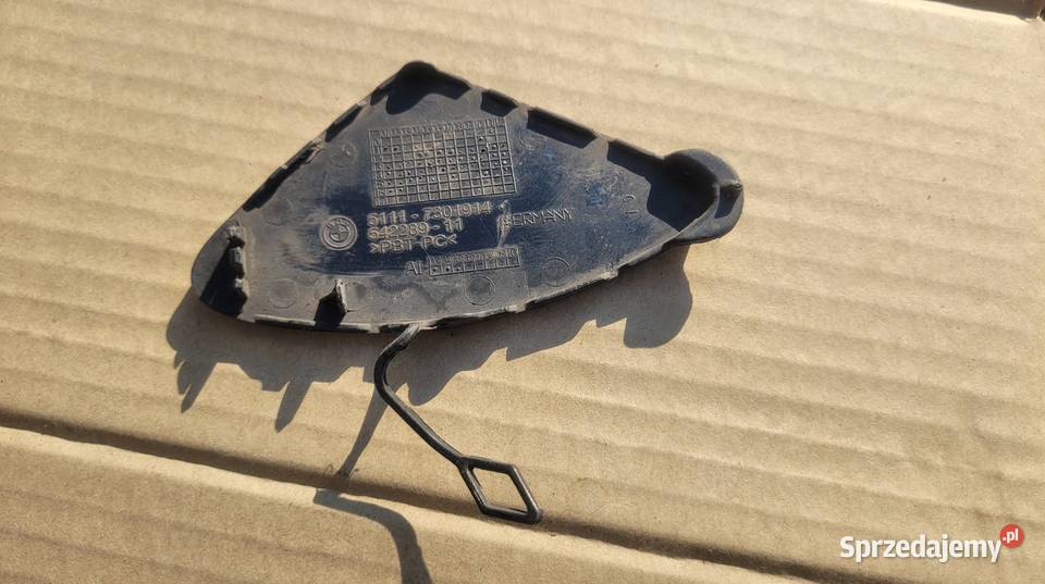 BMW F30 F31 ZAŚLEPKA HAKA ZDERZAK PRZÓD osobowe śląskie Ruda Śląska