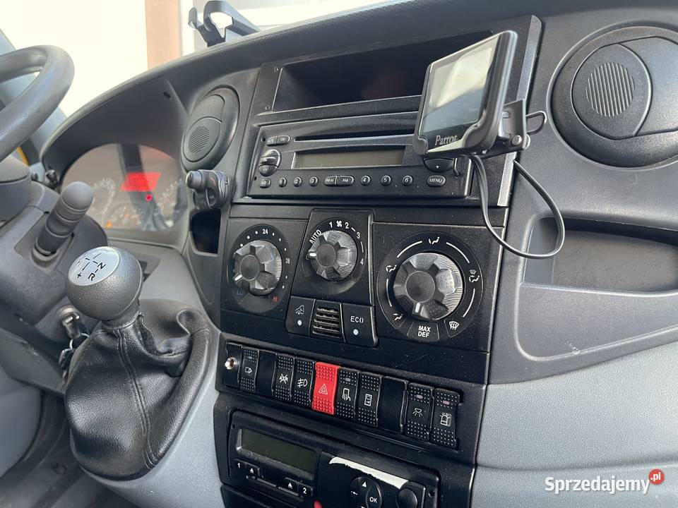 Iveco Daily Izoterma Winda DMC 4200 łódzkie Rawa Mazowiecka