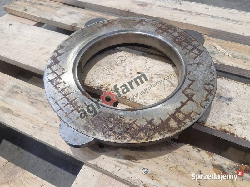 Tłok John Deere 6155M Byków sprzedam