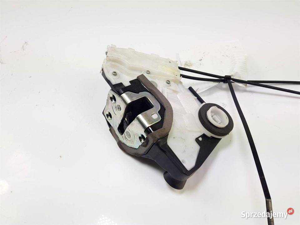 ZAMEK DRZWI PP TOYOTA YARIS III osobowe