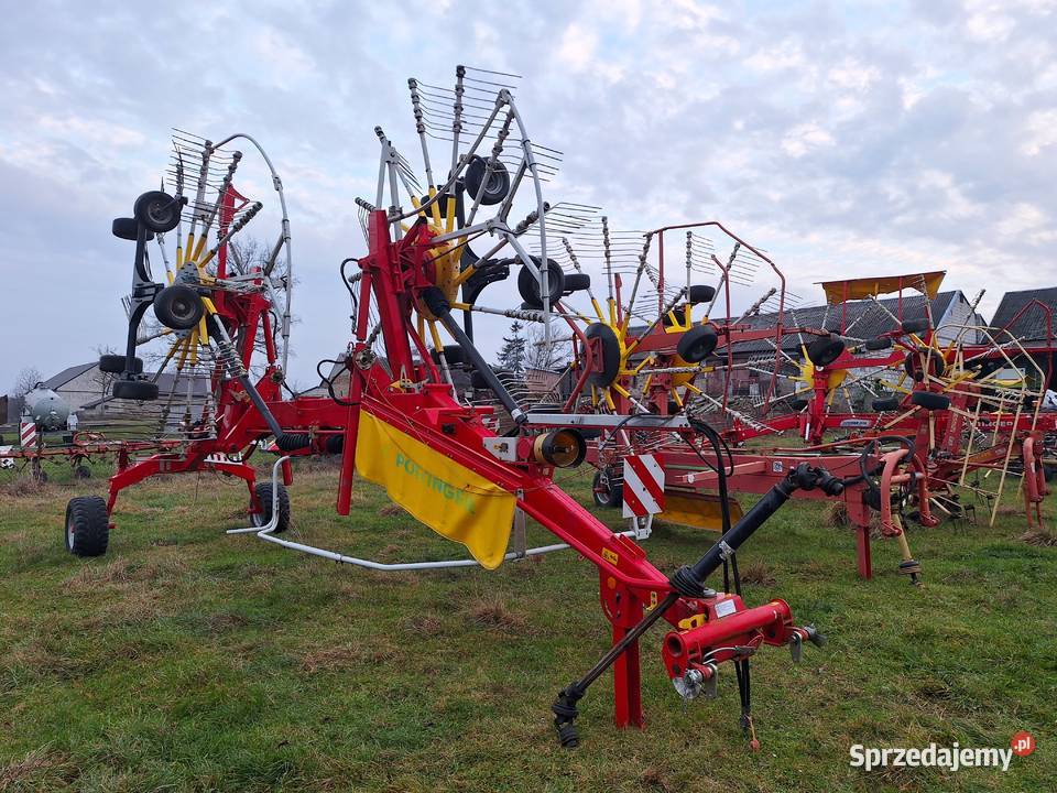 Zgrabiarka dwukaruzelowa Pottinger Class Krone Łomża