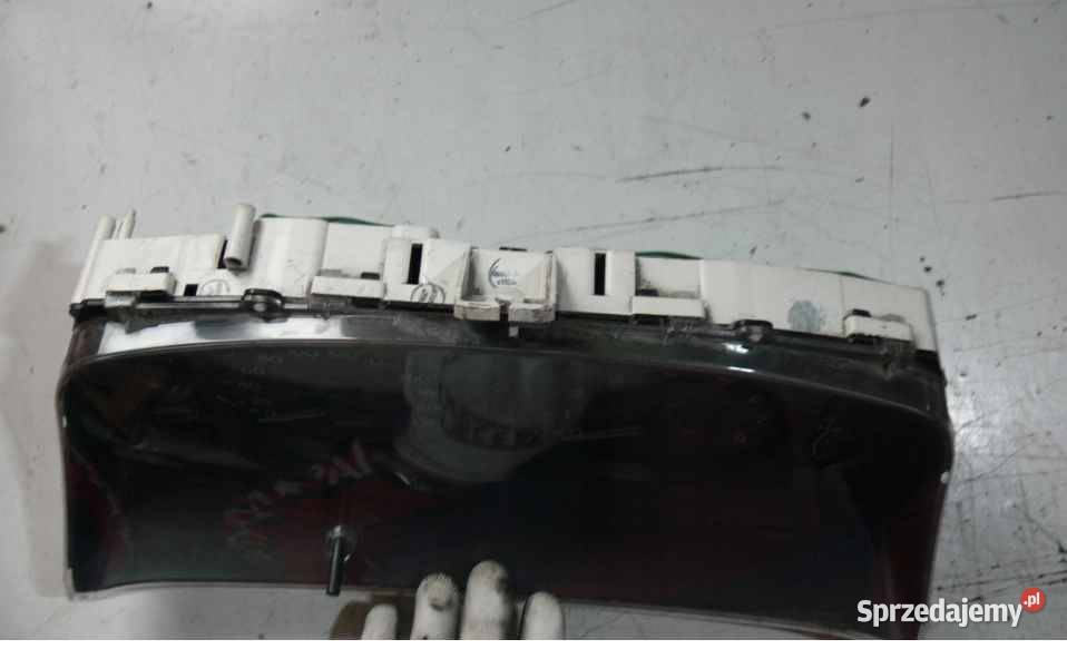 LICZNIK 838001A850 Toyota Corolla VIII 13 B Wielkie Drogi