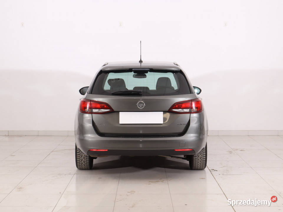 Opel Astra 14 T Piaseczno
