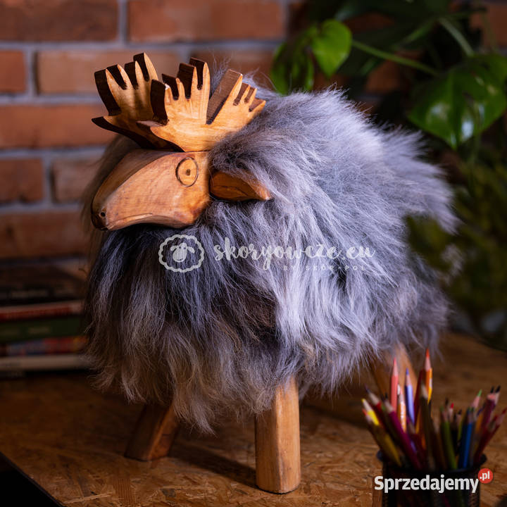 Krzesło renifer dekoracyjny szaro brązowo biały wielokolorowy sprzedam
