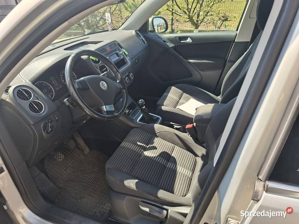 Vw Tiguan 2010 r 20TDI 4x4 srebrny Tiguan Łubowo