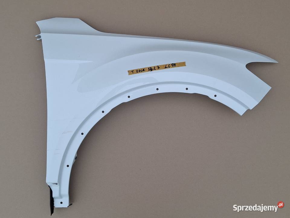 VW TROC T ROC BŁOTNIK PRAWY PRZÓD PRZEDNI Bieleń