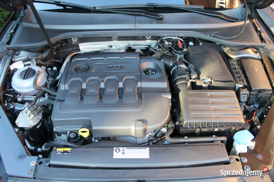 Volkswagen Passat B8 20 20 TDI 140 Manual lakier metallic