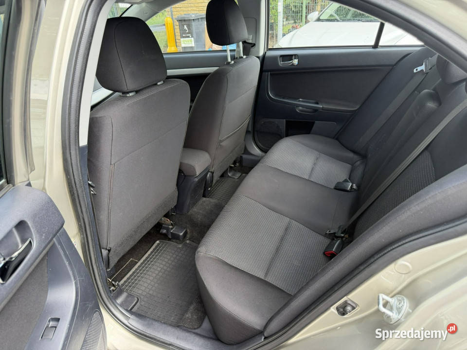 Mitsubishi Lancer 16 16v 117 I właściciel