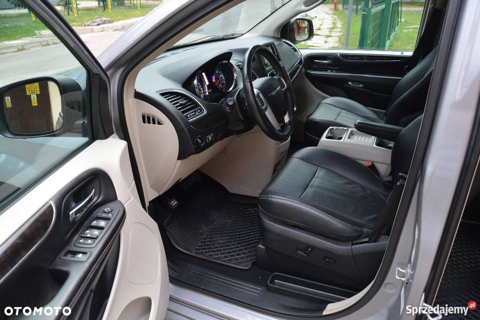 Chrysler TownCountry 7 osobowy Mońki