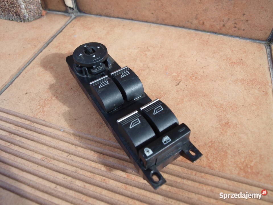 Ford Focus Mk3 panel przełącznik szyb lusterek panele sterowania, przełączniki Kalisz