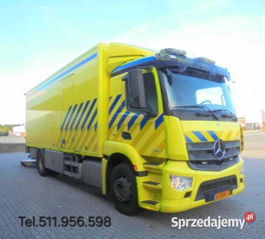 Mercedes izoterma kontener jedno łóżko