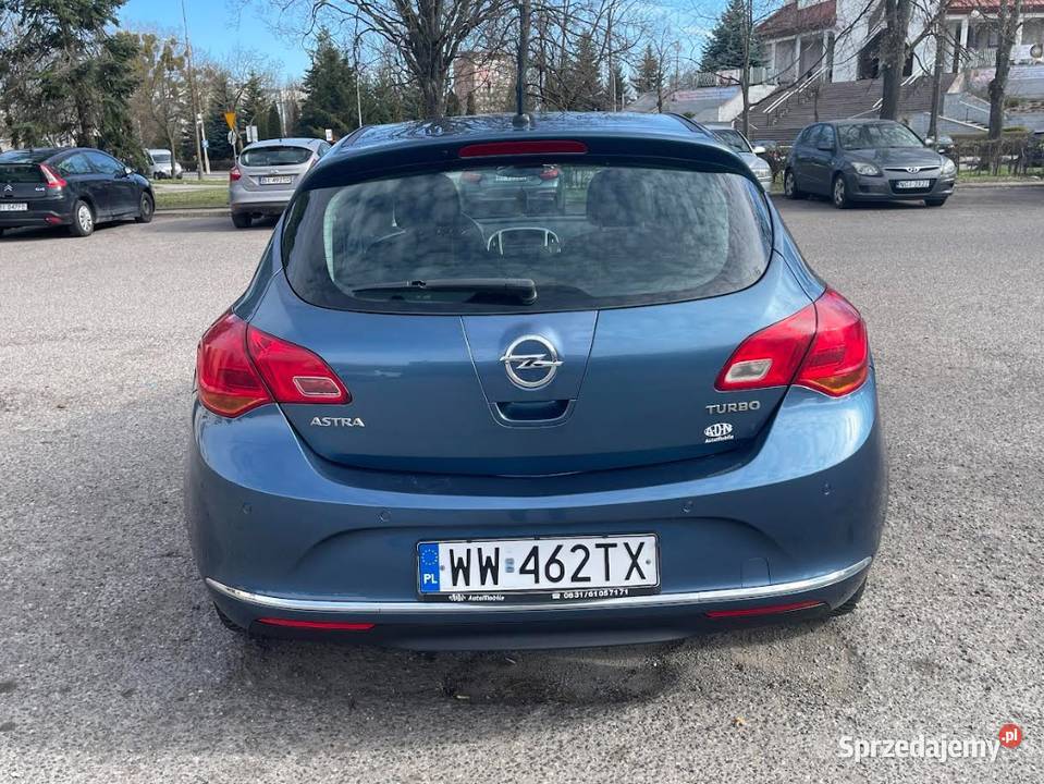 Opel Astra 14 T Active nieuszkodzony
