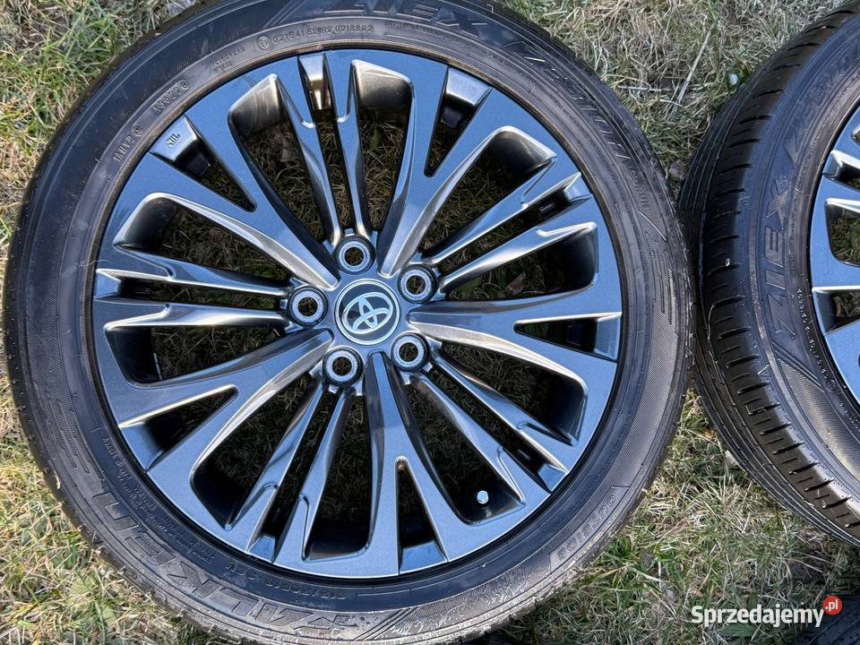 Koła felgi aluminiowe toyota yaris cross 18 Opony i felgi Rzeszów