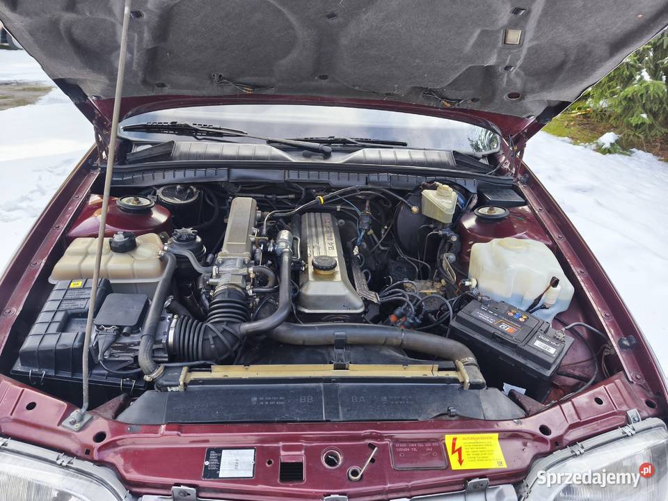 Opel Omega A 24i super stan 125KM Omega Mysłów sprzedam