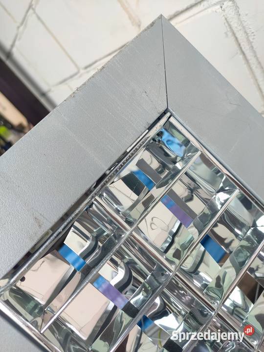 Lampa duża magazynowa natynkowa Dostępne 6 sztuk Pozostałe mazowieckie Warszawa