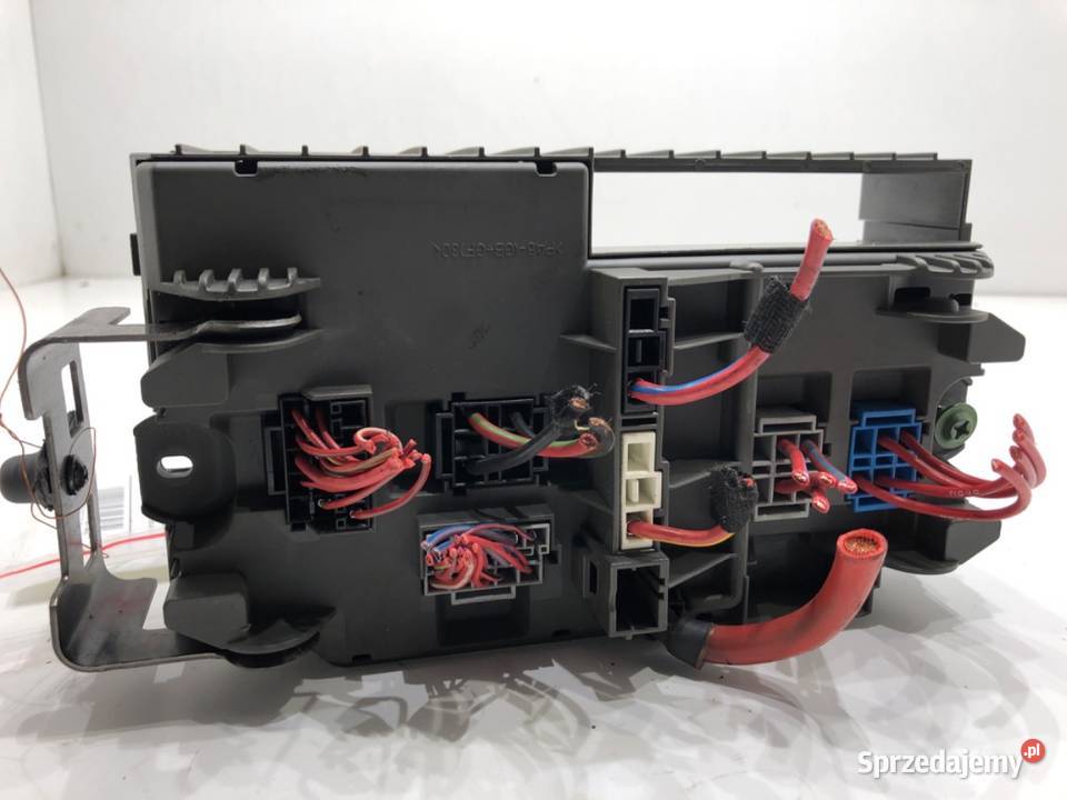 SKRZYNKA BEZPIECZNIKÓW BMW E71 91451150 SUV 0714 sprzedam