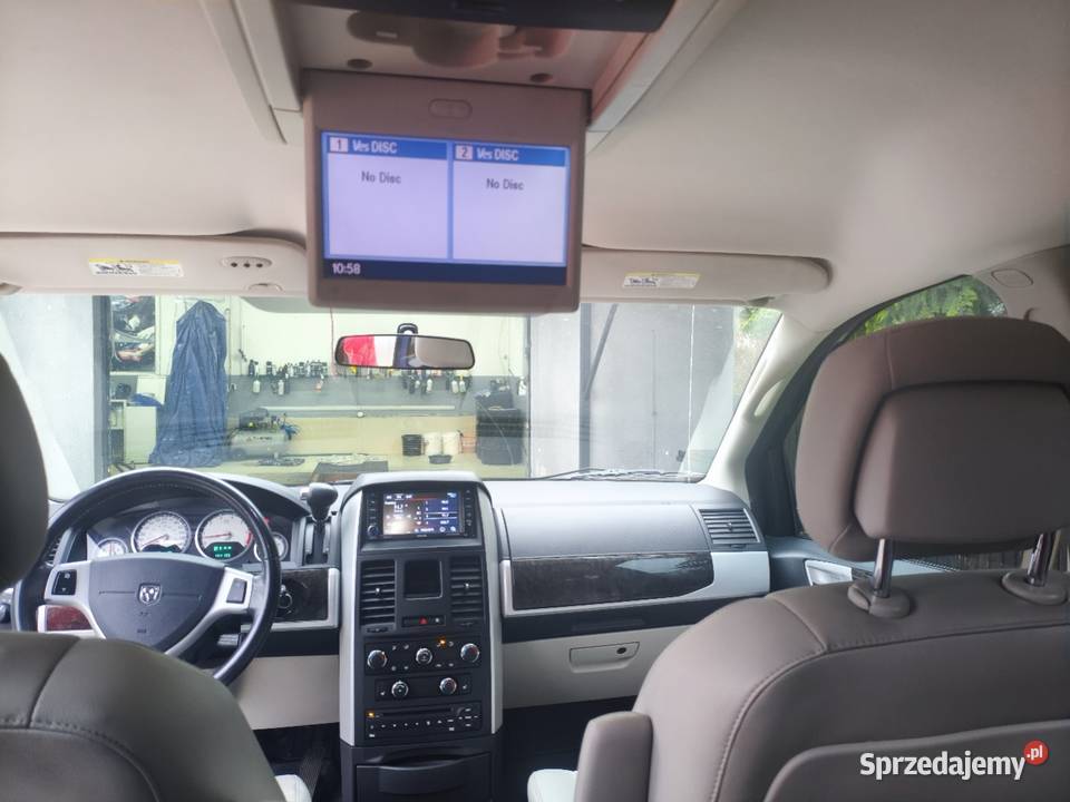 Prywatne Numer VIN 2D4RN5DX7AR435900 Model Grand skórzana tapicerka Piotrków Trybunalski