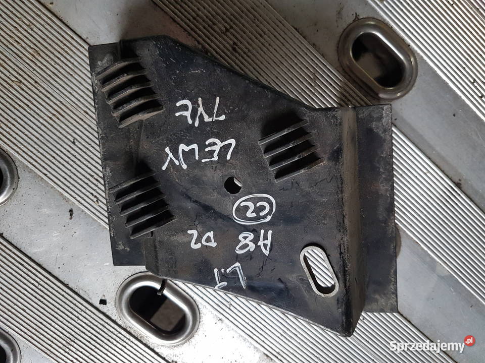 AUDI A8 D2 SLIZG ZDERZAKA TYL WSPORNIK 4D0807572 Turek