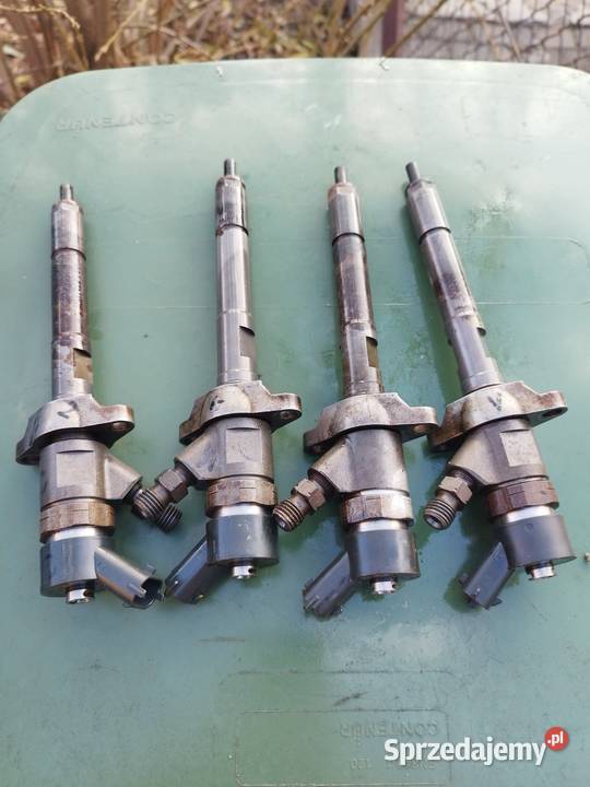 Wtryski Peugeot 16 HDI komplet 4 Części samochodowe Chełm