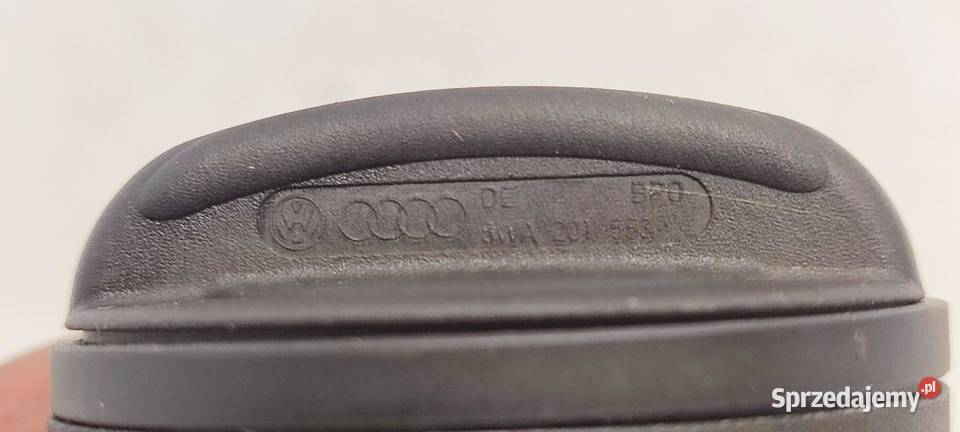 SKODA KAROQ KLAPKA WLEWU PALIWA LF9R 575809909 osobowe