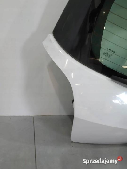 KLAPA TYŁ BIAŁA OV369 Renault Clio III 20052014