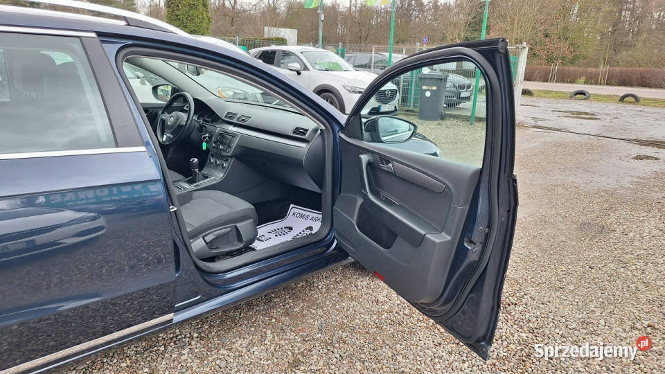 Volkswagen Passat Ksenony Tempomat ACC B7 ESP Samochody osobowe Zieleniewo sprzedam
