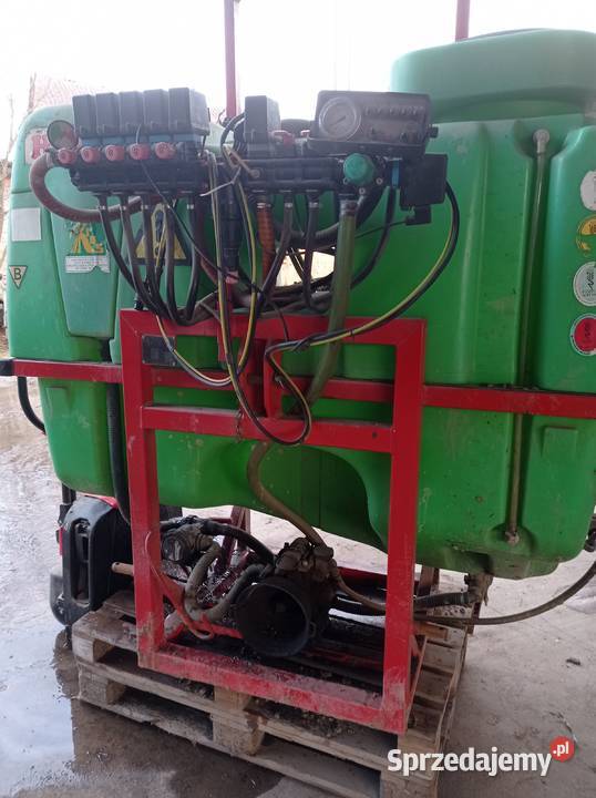 OPRYSKIWACZ KRUKOWIAK 800L łódzkie