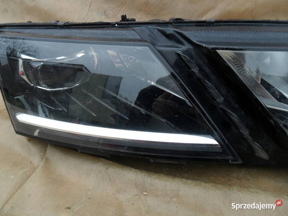 LAMPA PRAWY PRZÓD REFLEKTOR EU 5E1941016F SKODA sprzedam