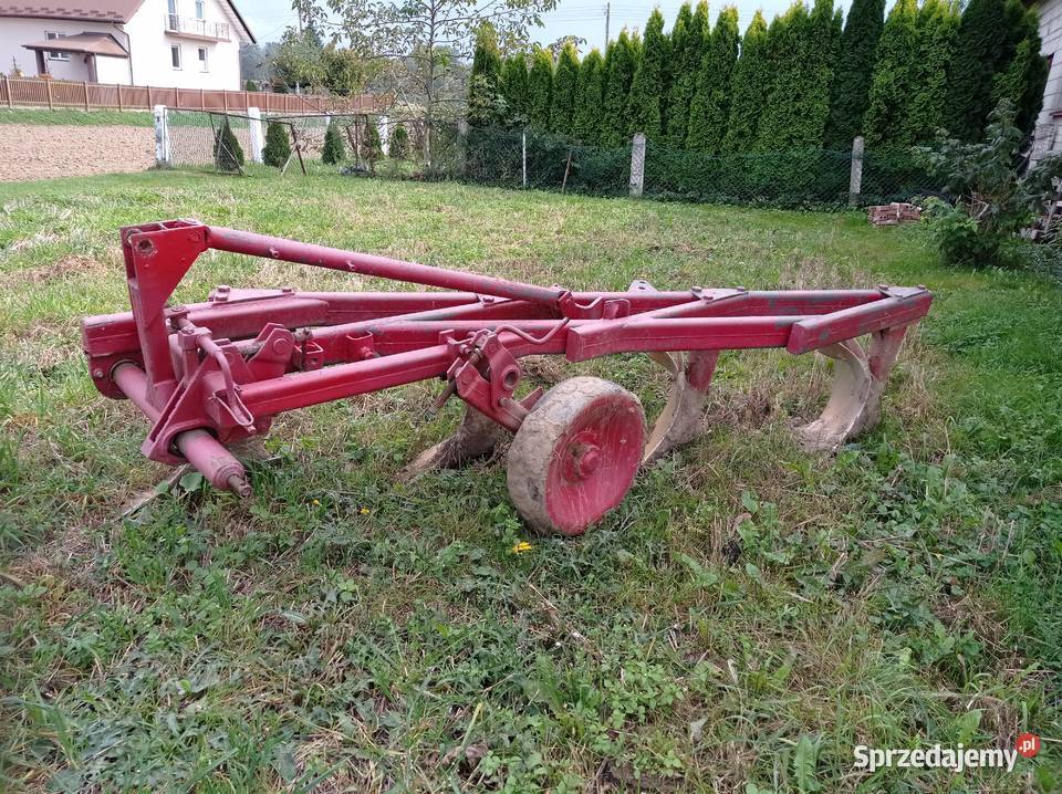 Pług zagonowy 4x45 Grudziadz Łubnice sprzedam