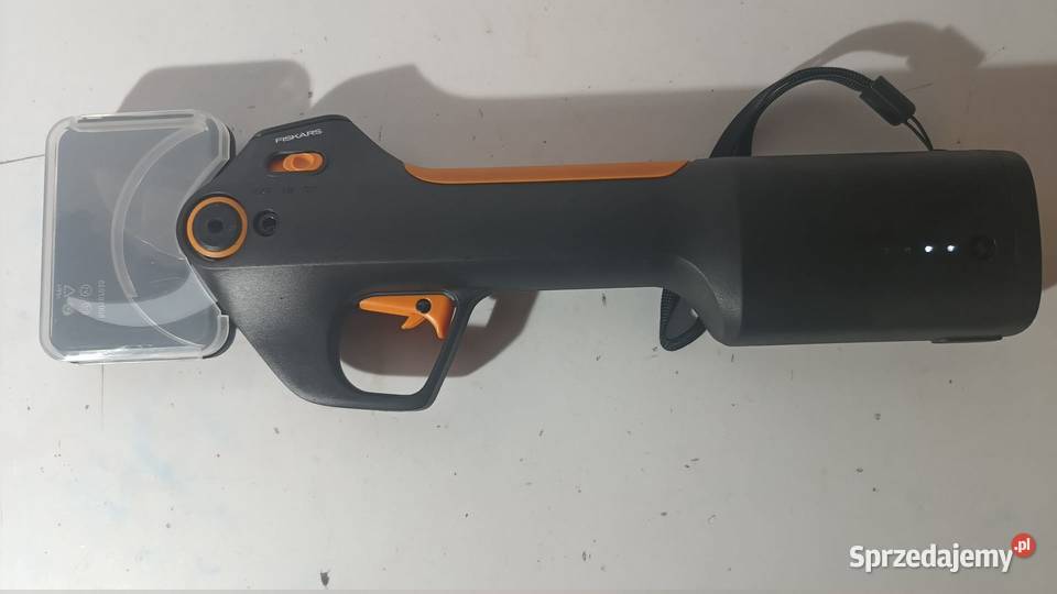 Sekator FISKARS akumulatorowy Narzędzia śląskie