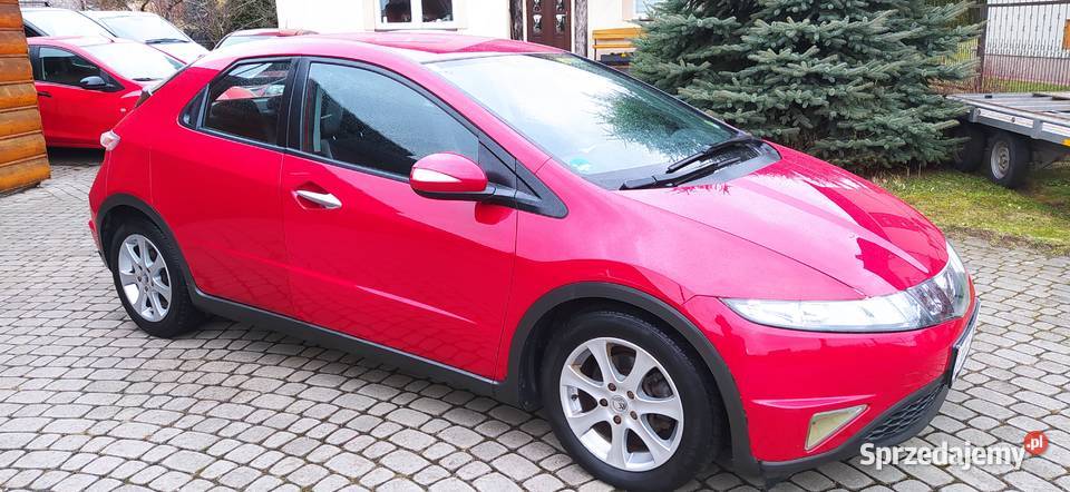 Honda CIVIC 18 Benzyna 140 Przebiegu manualna Ostrowiec Świętokrzyski