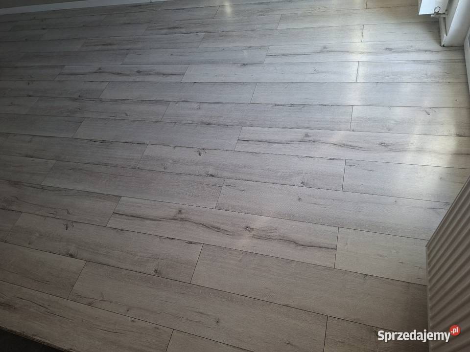 Panele 17m2 oddam sprzedam