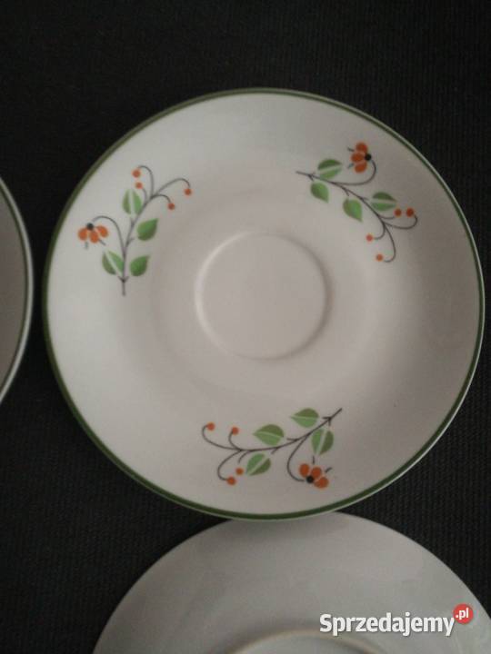 Talerzyki podstawki filiżanka Wałbrzych