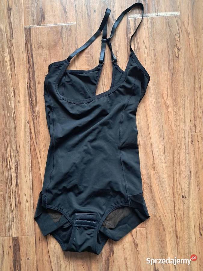 nowe fajne sexy body rozmiar z metki M ale to Inna marka Sandomierz