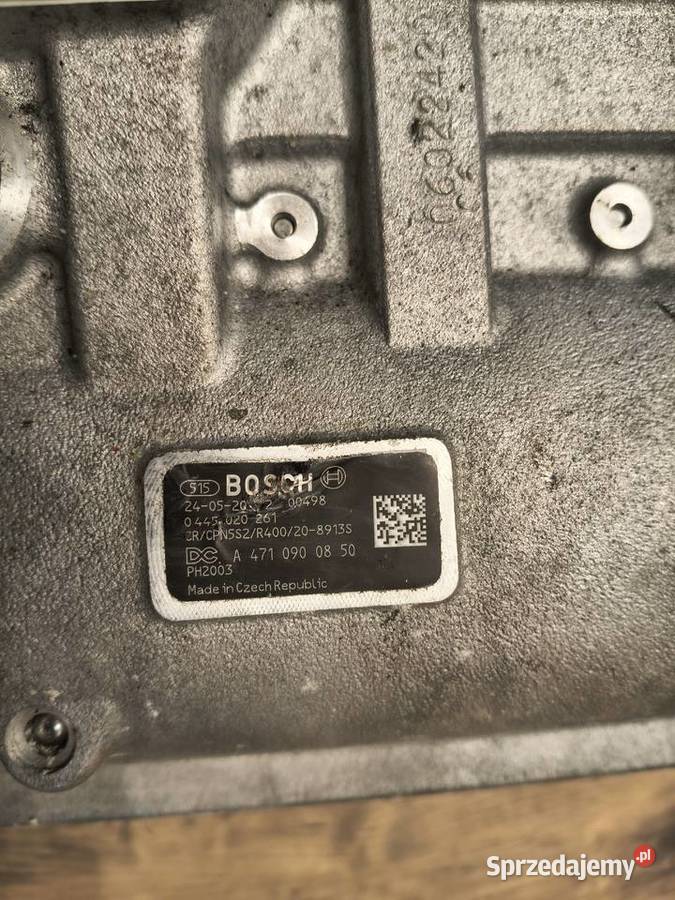 Pompa wtryskowa Mercedes Strzelin sprzedam